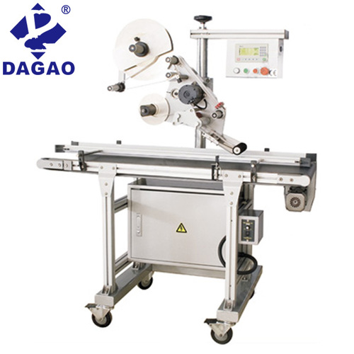 DG-CA2000型 自動(dòng)貼標(biāo)機(jī)、貼標(biāo)簽機(jī)